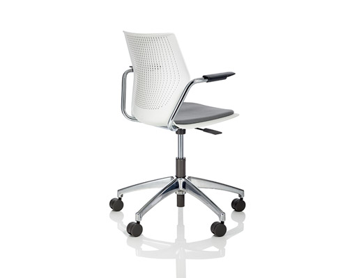 multigeneration by knoll light task chair