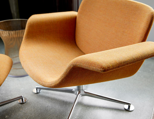 knoll design days kn collection piero lissoni kn01 kn03 lounge chair guest seating ottoman fulton market platner side table