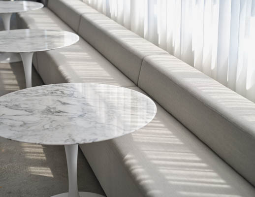 k.lounge Saarinen Lounge Height Tables