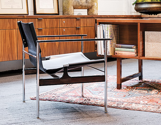 pollock arm chair